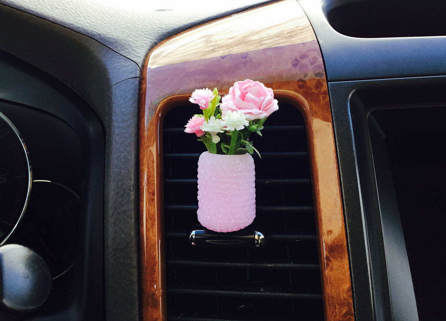 Pink Flower Boutique Car Vent Clip