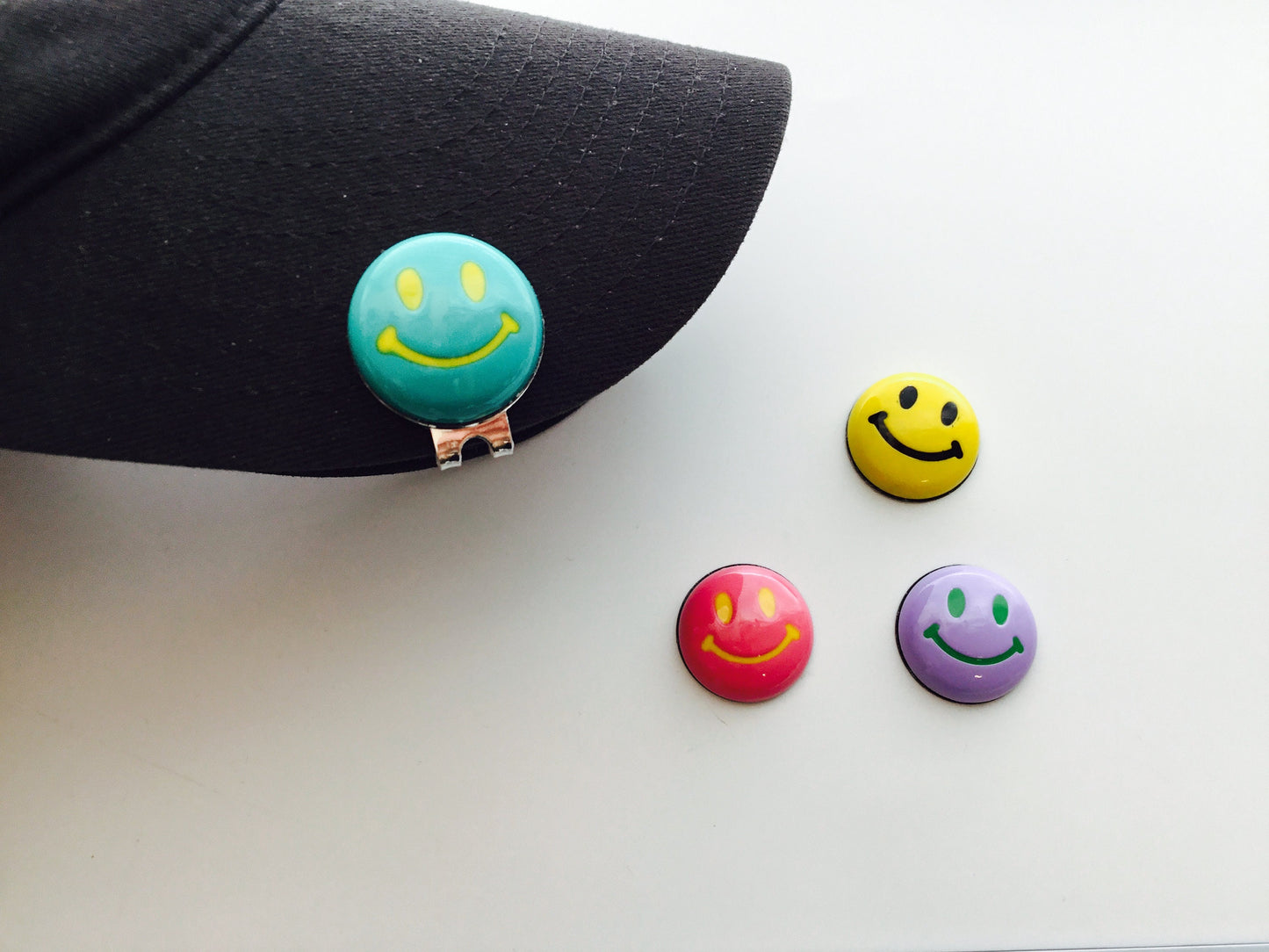 Golf Ball Marker & Hat clip Set Smiley Face Happy Face